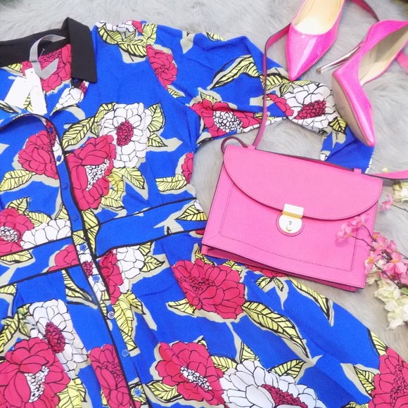 Plus Size Blooming Floral Button Dress 1x & 2x - Picture 1 of 6